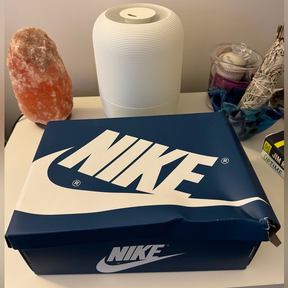 Jordan Retro 1 High OG - True Blue - Picture 4 of 8